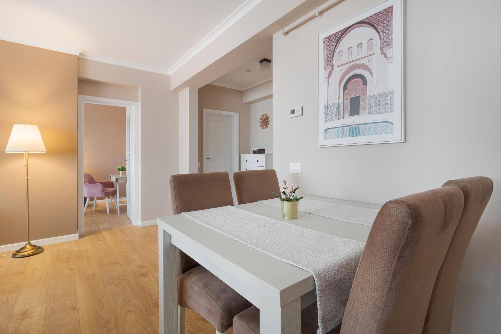 Apartmán Warm Flat Oradea Exteriér fotografie